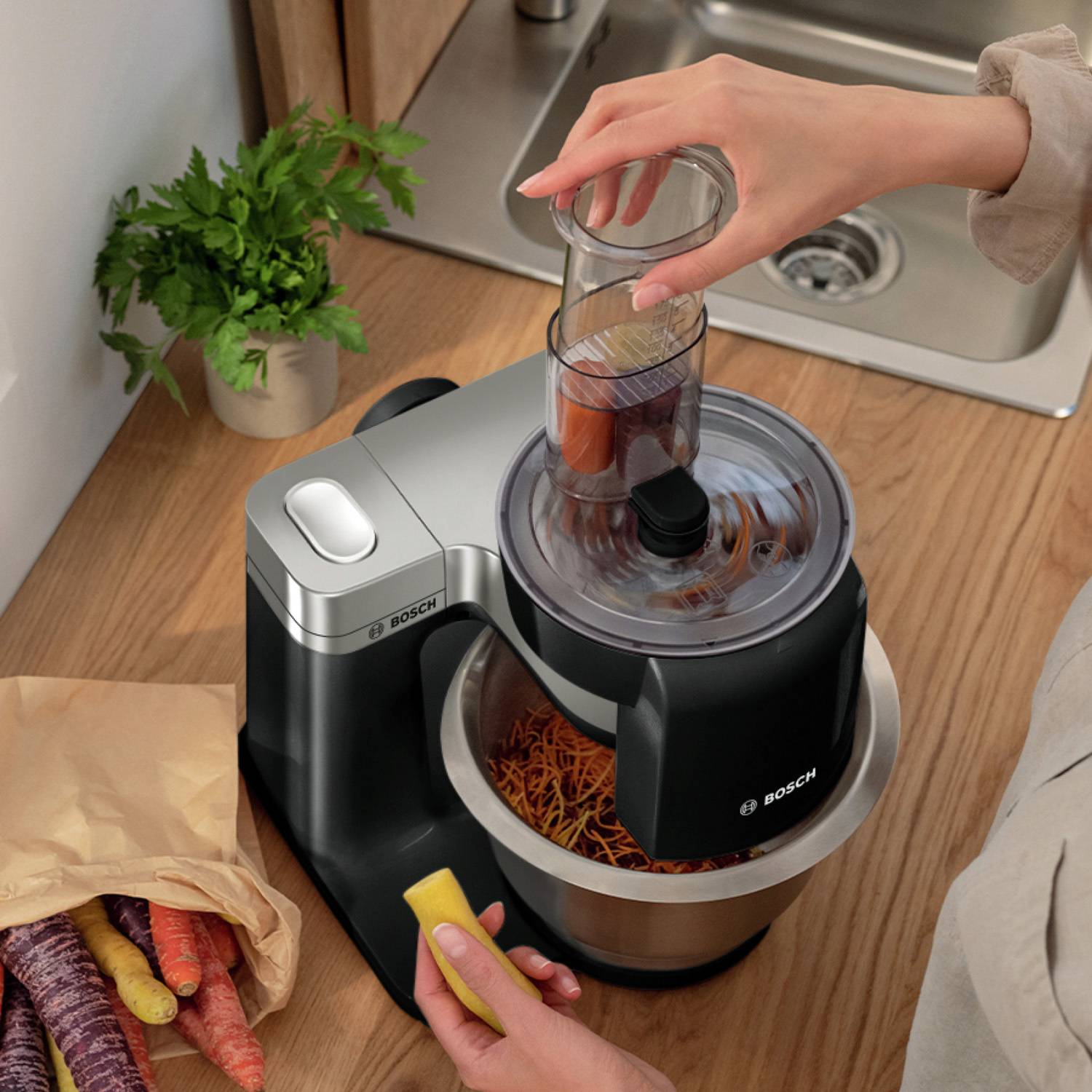 Bosch MUMS2VM40G 7-in-1 Stand Mixer, Juicer, Shredder, Black